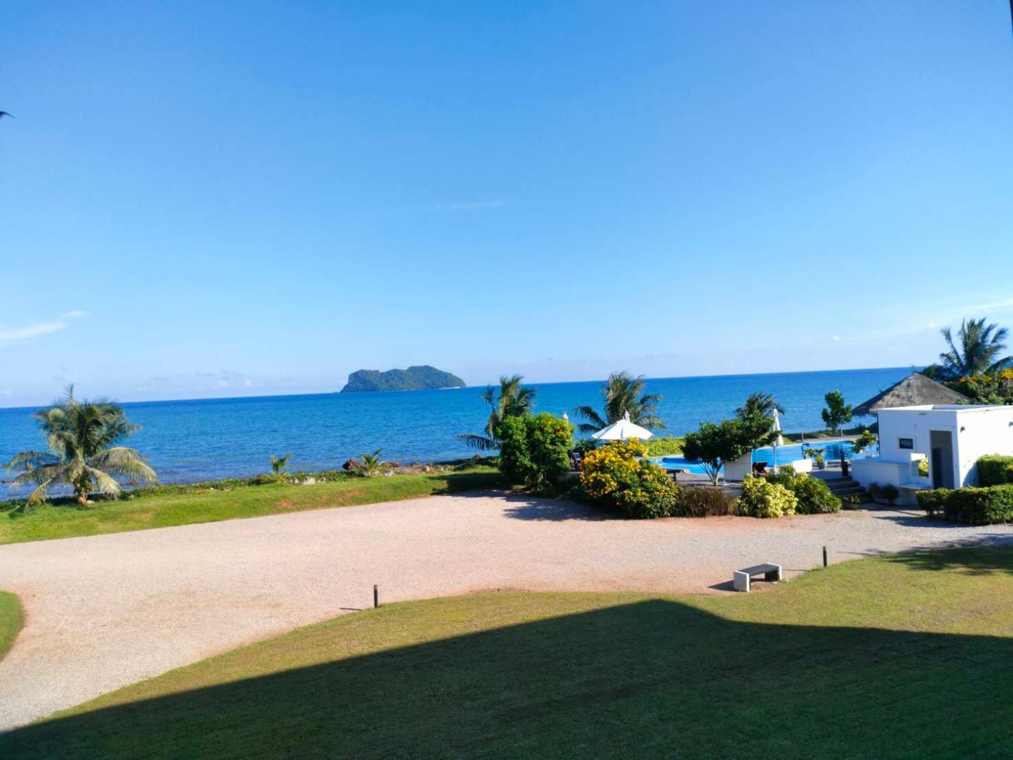 The Beach Resort & Residence - Sha Plus Pathiu Exteriör bild