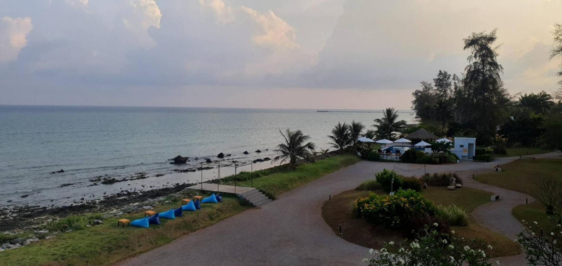 The Beach Resort & Residence - Sha Plus Pathiu Exteriör bild